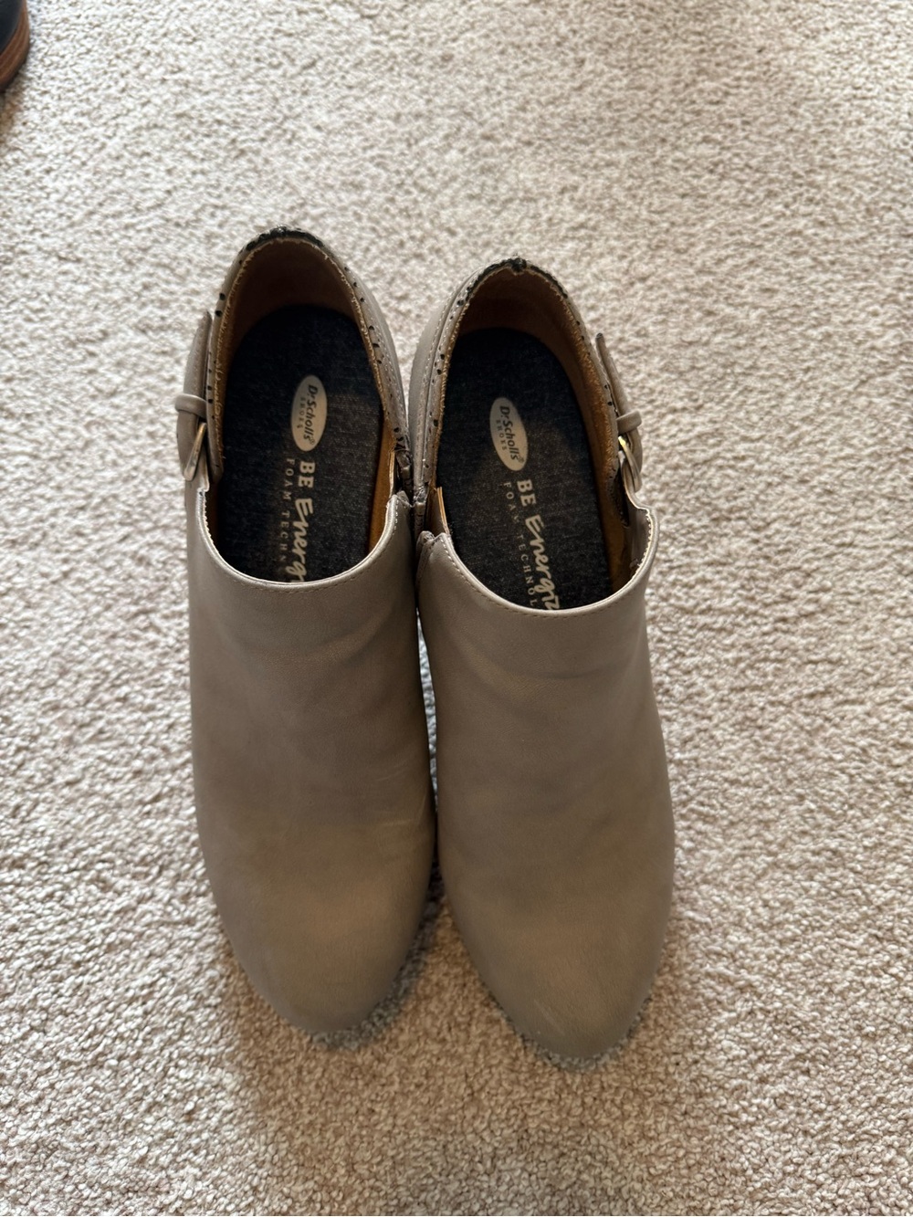 Dr. Scholls Wynter booties. Good condition. Taupe. 10M